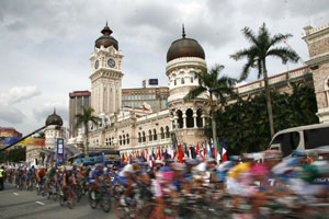 Astana, Caisse d’Epargne and Footon Servetto will make the trip to Malaysia